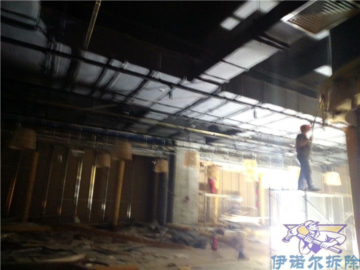 太倉(cāng)老牌的機(jī)器拆除公司承諾守信